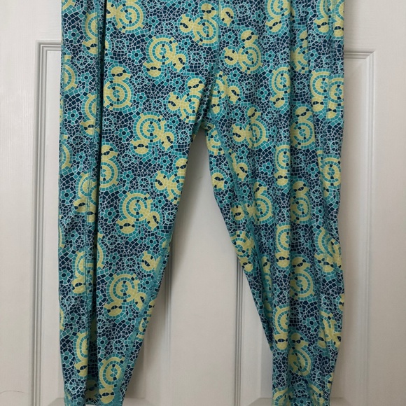 Disney Parks - stained glass pattern Mickey Mouse leggings Size XL - Picture 2 of 2